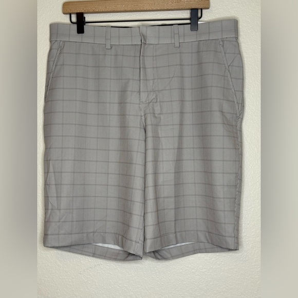 Nike Dri-FIT Plaid Golf Shorts Men’s 34 Gray Standard Fit Stretch NWT - Picture 2 of 8